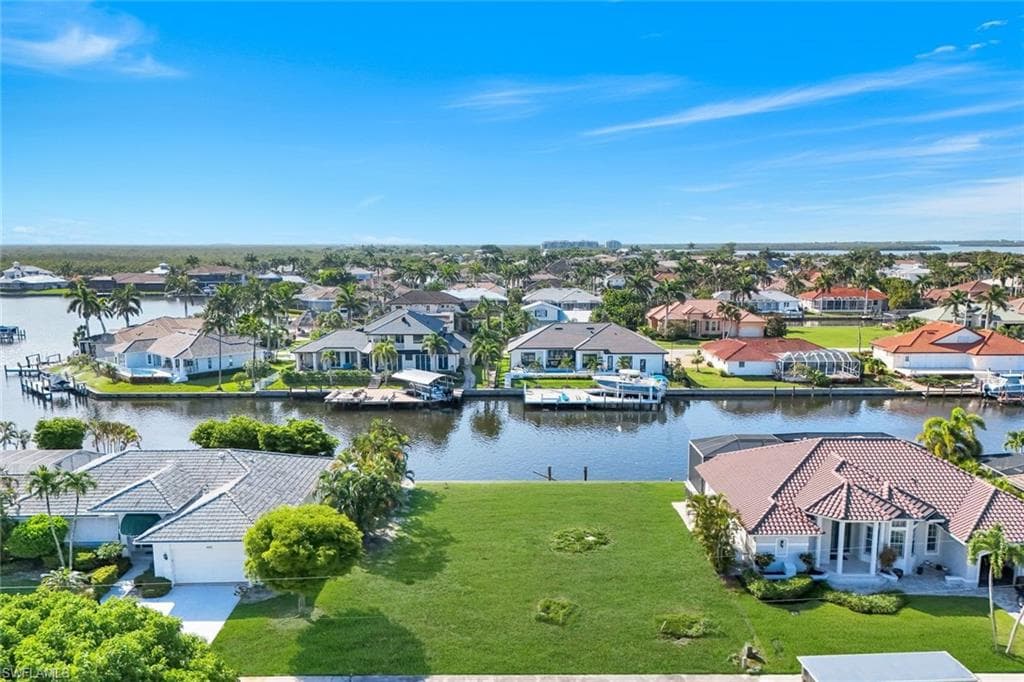 1889 Woodbine Ct, Marco Island, FL 34145-11