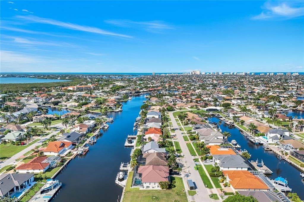 1889 Woodbine Ct, Marco Island, FL 34145-3