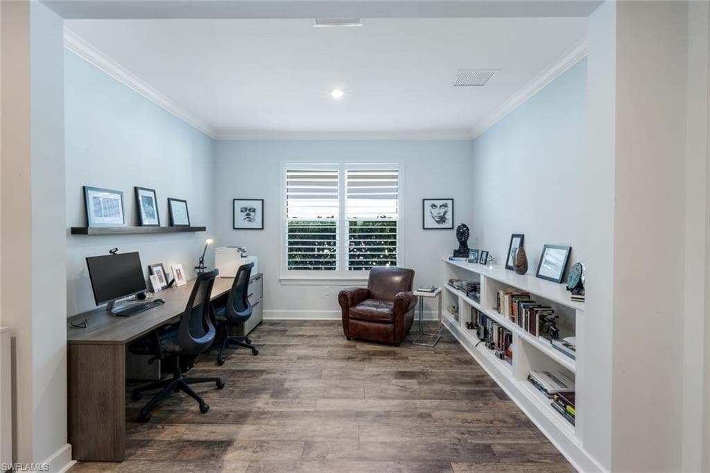 15236 Turin Dr, Naples, FL 34114-25