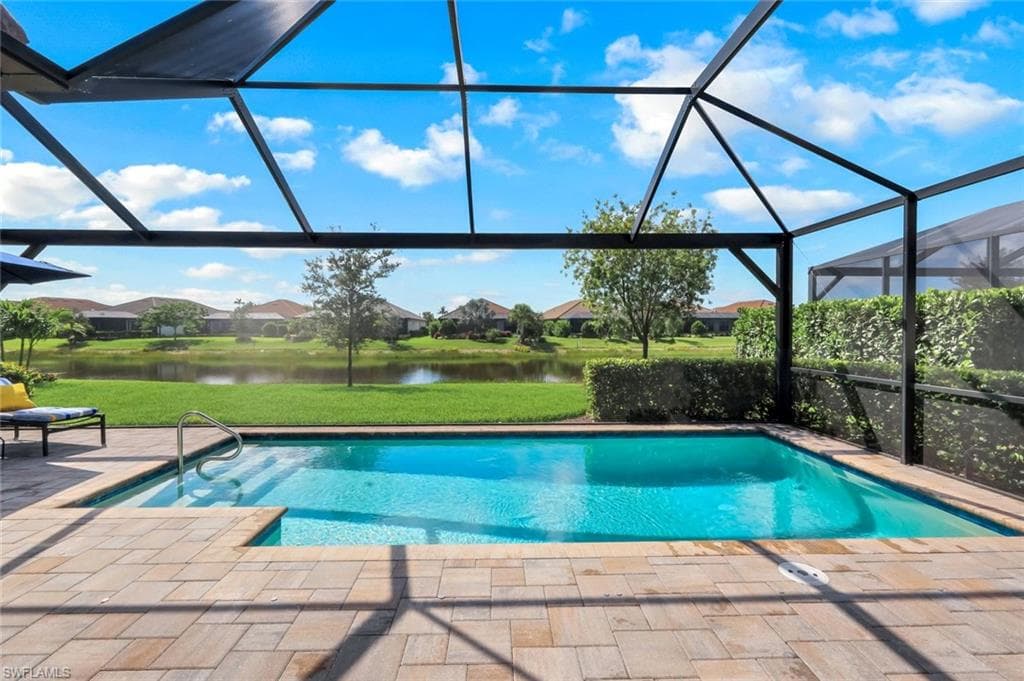 15236 Turin Dr, Naples, FL 34114-27