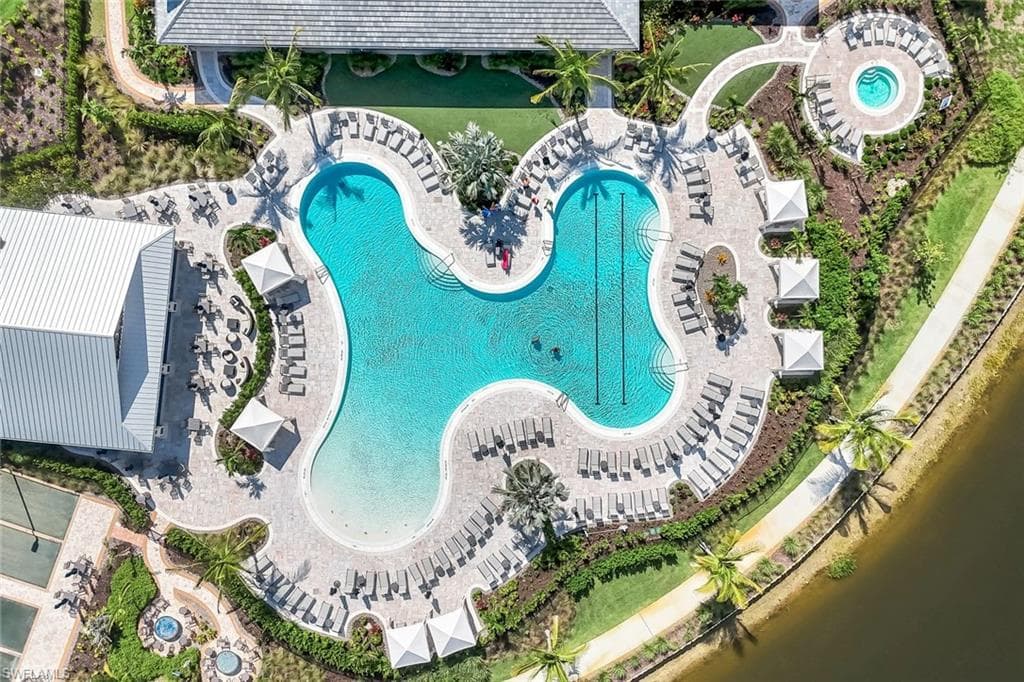 15236 Turin Dr, Naples, FL 34114-40