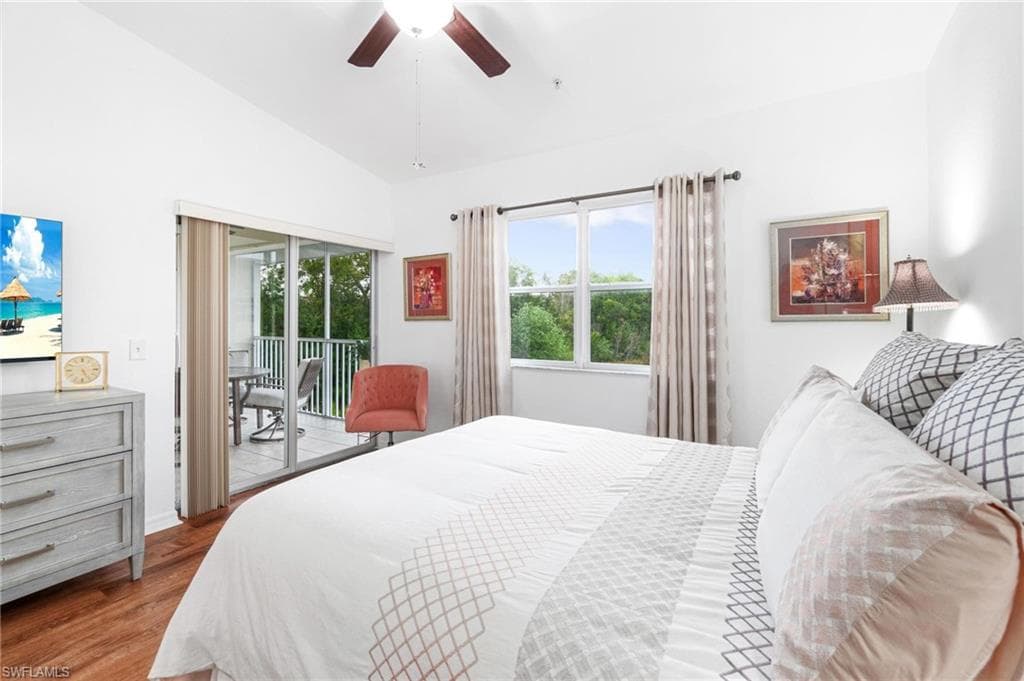 4945 Cougar Ct S 4-202, Naples, FL 34109-16