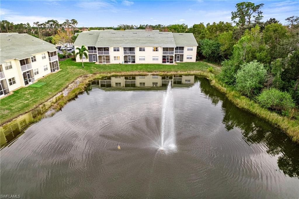 4945 Cougar Ct S 4-202, Naples, FL 34109-36