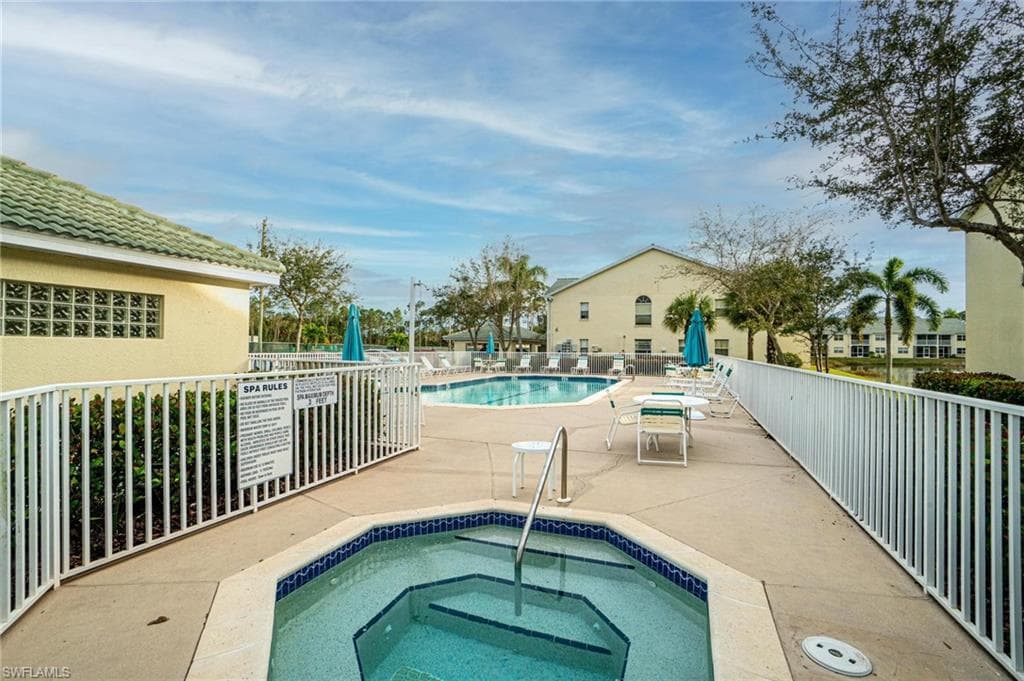 4945 Cougar Ct S 4-202, Naples, FL 34109-39