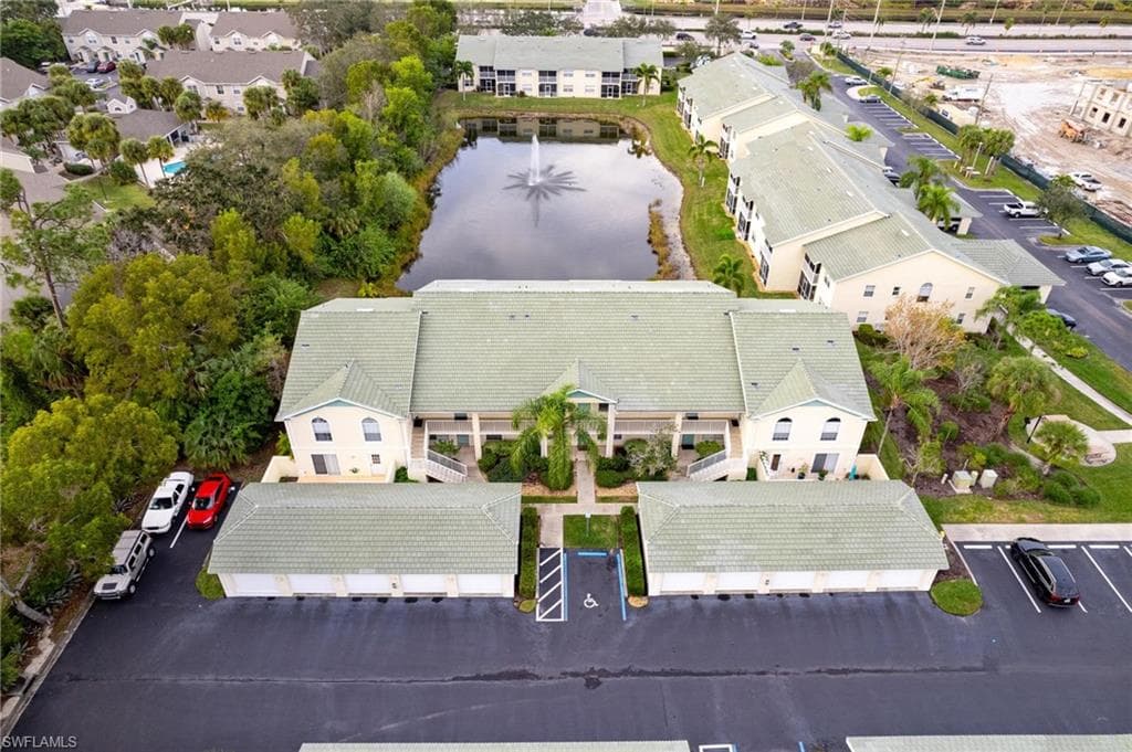 4945 Cougar Ct S 4-202, Naples, FL 34109-44