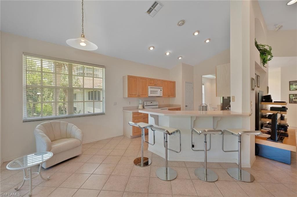 26962 Montego Pointe Ct 202, Bonita Springs, FL 34134-11