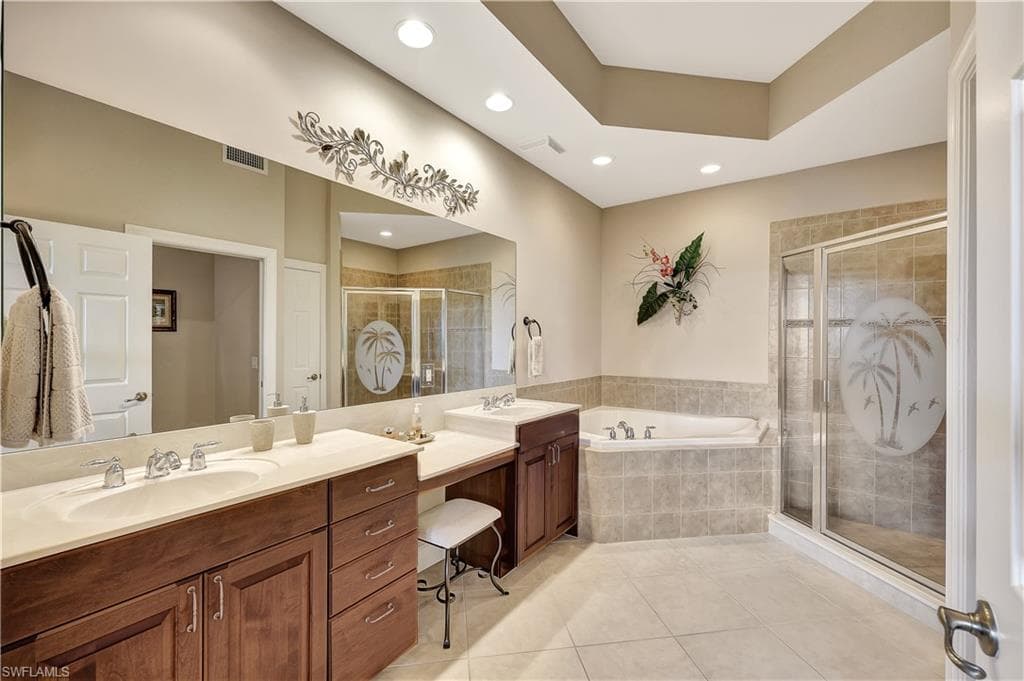 9200 Quartz Ln 2-101, Naples, FL 34120-16