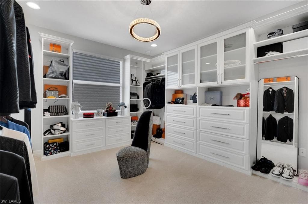4692 Kensington Cir, Naples, FL 34119-5