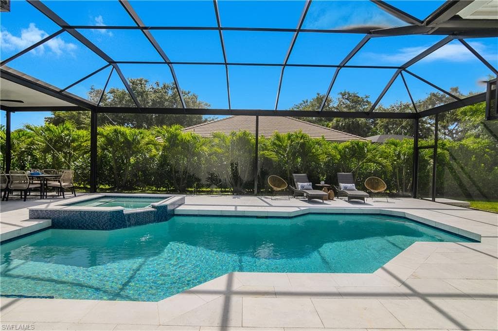 1984 Mission Dr, Naples, FL 34109-32
