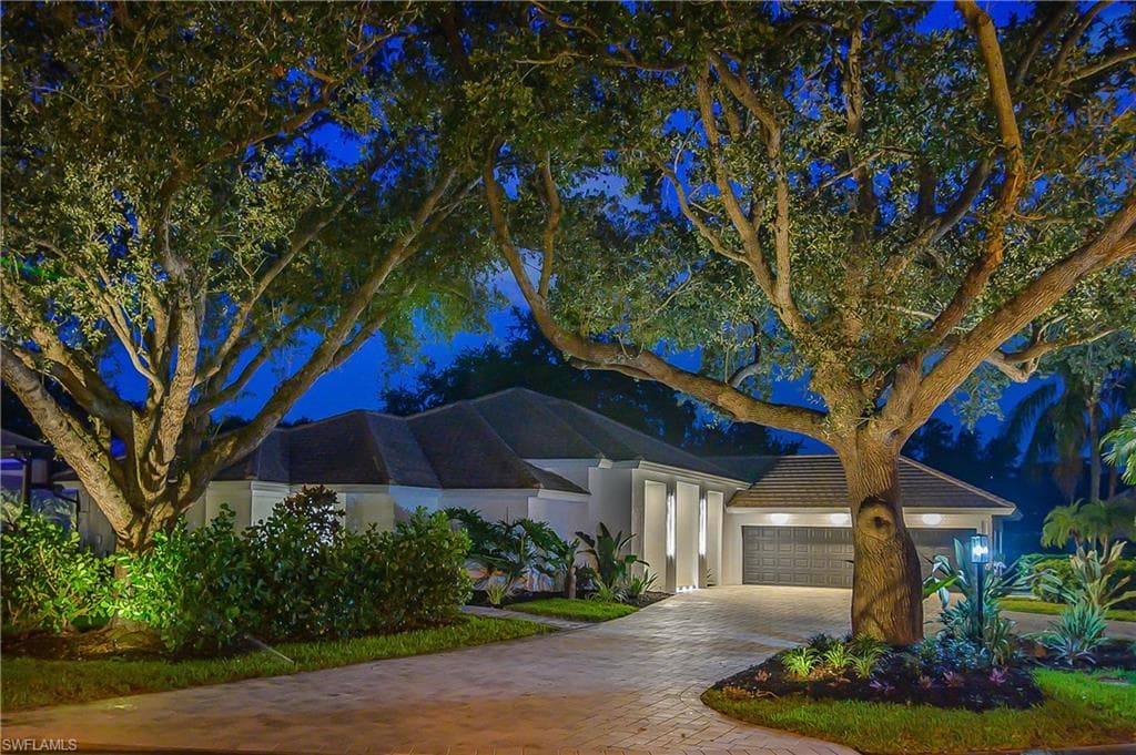 1984 Mission Dr, Naples, FL 34109-42