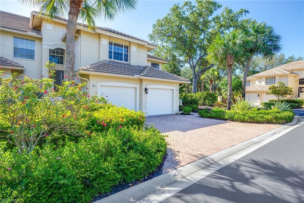 24400 Reserve Ct 103, Bonita Springs, FL 34134-1