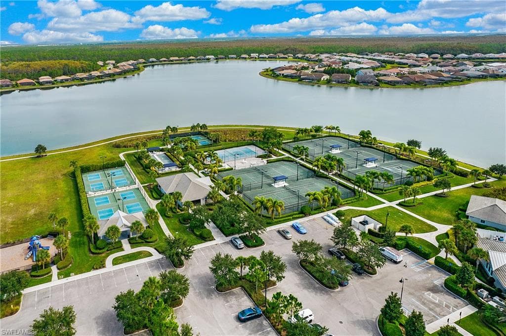 14274 Arrow Point Ct, Estero, FL 33928-35