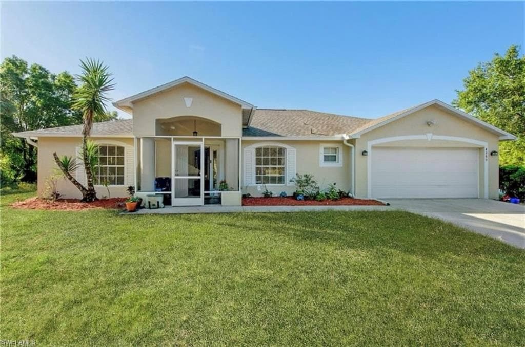 4260 16th Ave SE, Naples, FL 34117-1