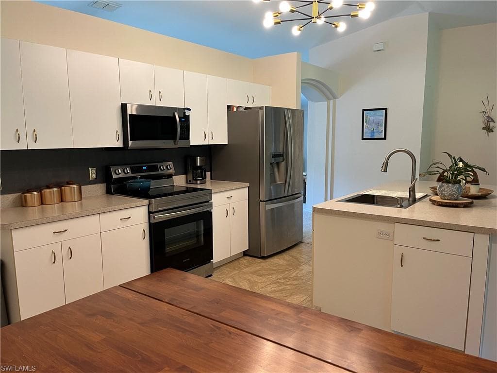 4260 16th Ave SE, Naples, FL 34117-7