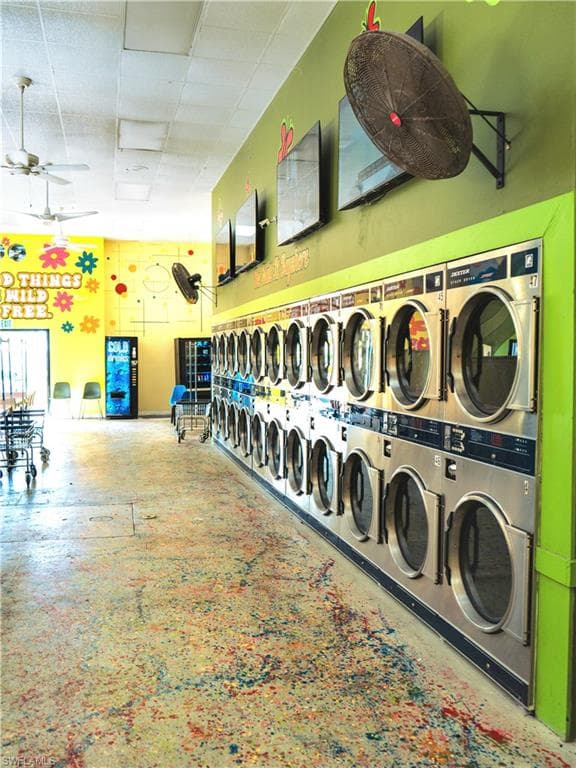 3270 Bayshore Dr, Naples, FL 34112-10