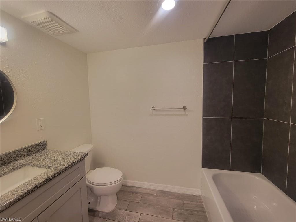 8313 Bernwood Cove Loop 1211, Fort Myers, FL 33966-21