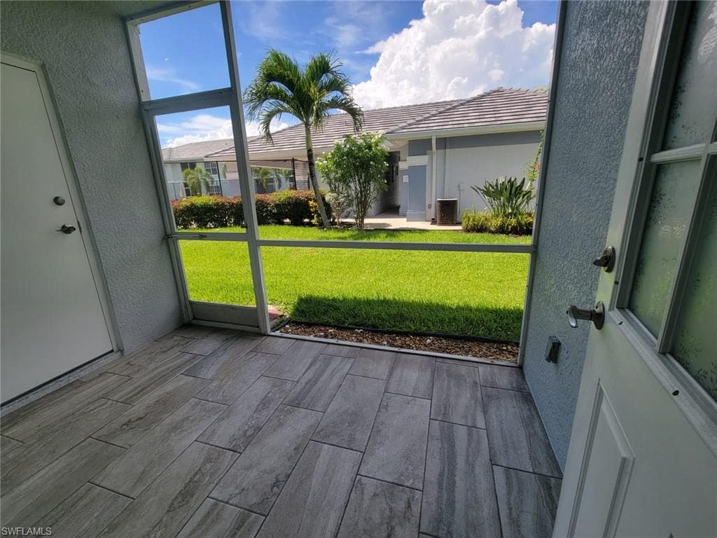 8313 Bernwood Cove Loop 1211, Fort Myers, FL 33966-23