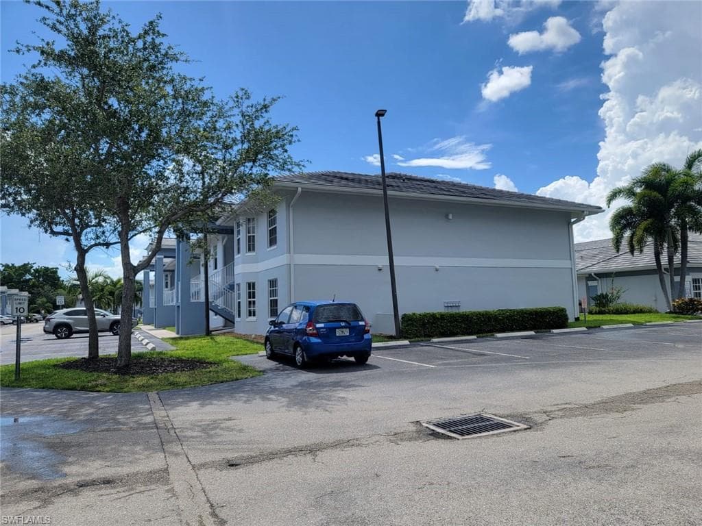8313 Bernwood Cove Loop 1211, Fort Myers, FL 33966-7