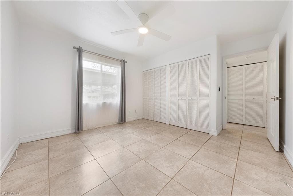 2810 Citrus Lake Dr U101, Naples, FL 34109-16