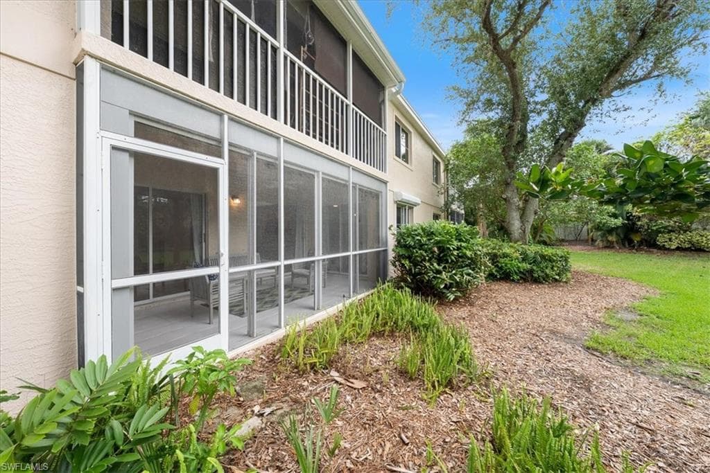 2810 Citrus Lake Dr U101, Naples, FL 34109-23