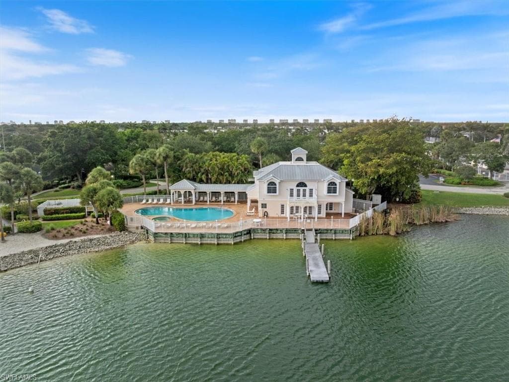 2810 Citrus Lake Dr U101, Naples, FL 34109-24