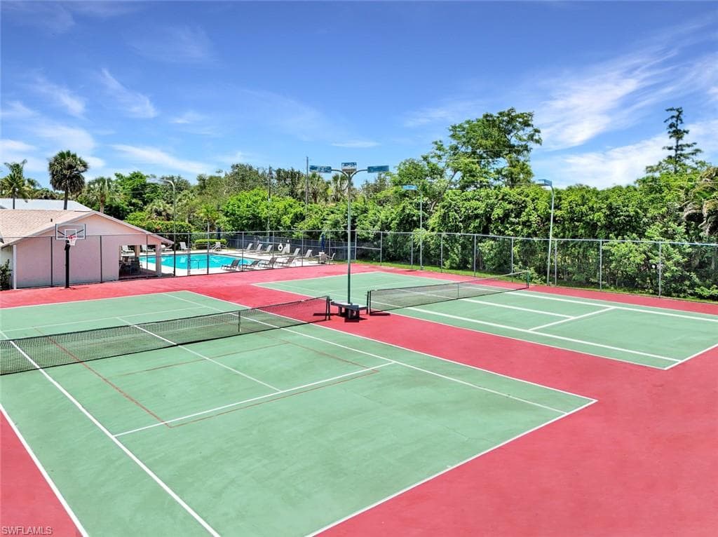 3302 Arlette Dr, Naples, FL 34109-21