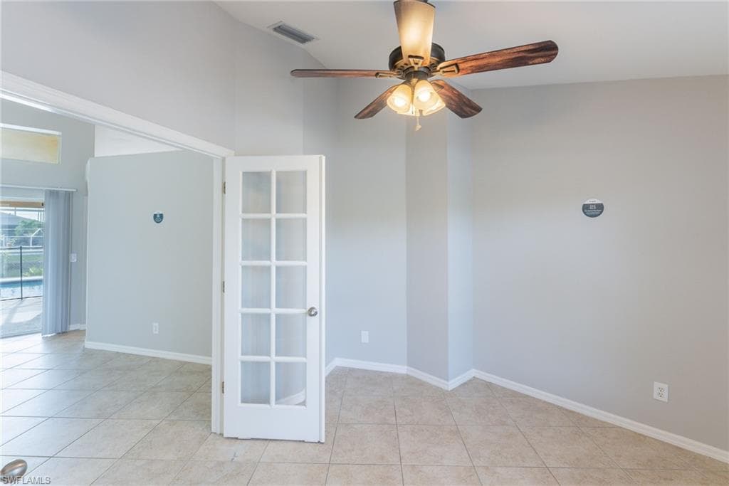 4200 3rd Ave, Cape Coral, FL 33914-13