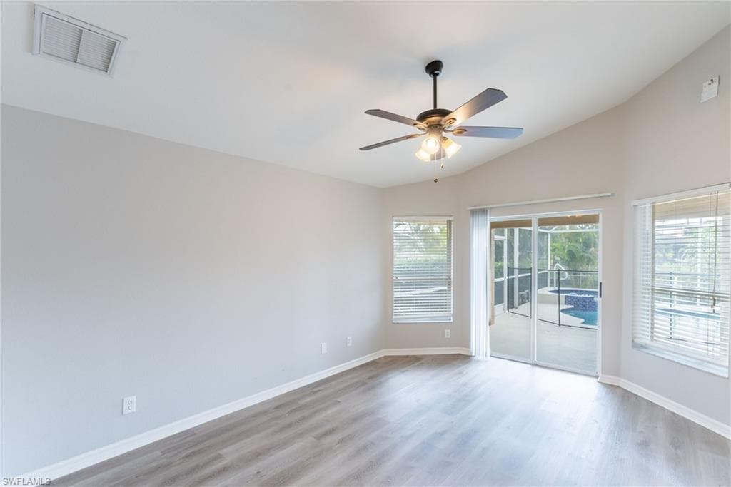 4200 3rd Ave, Cape Coral, FL 33914-16
