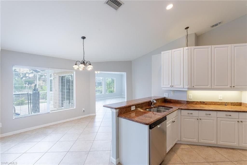 4200 3rd Ave, Cape Coral, FL 33914-25