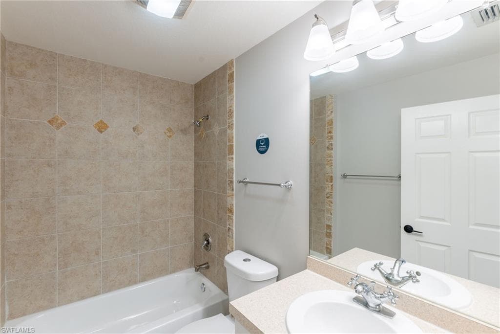 4200 3rd Ave, Cape Coral, FL 33914-33