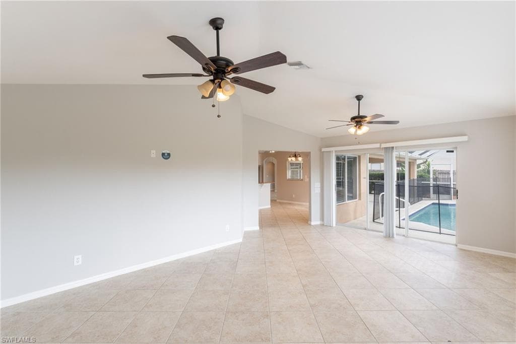 4200 3rd Ave, Cape Coral, FL 33914-39
