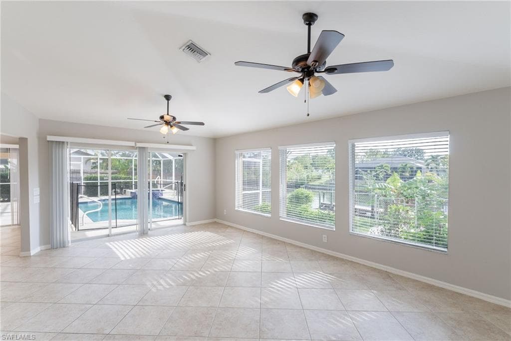 4200 3rd Ave, Cape Coral, FL 33914-8