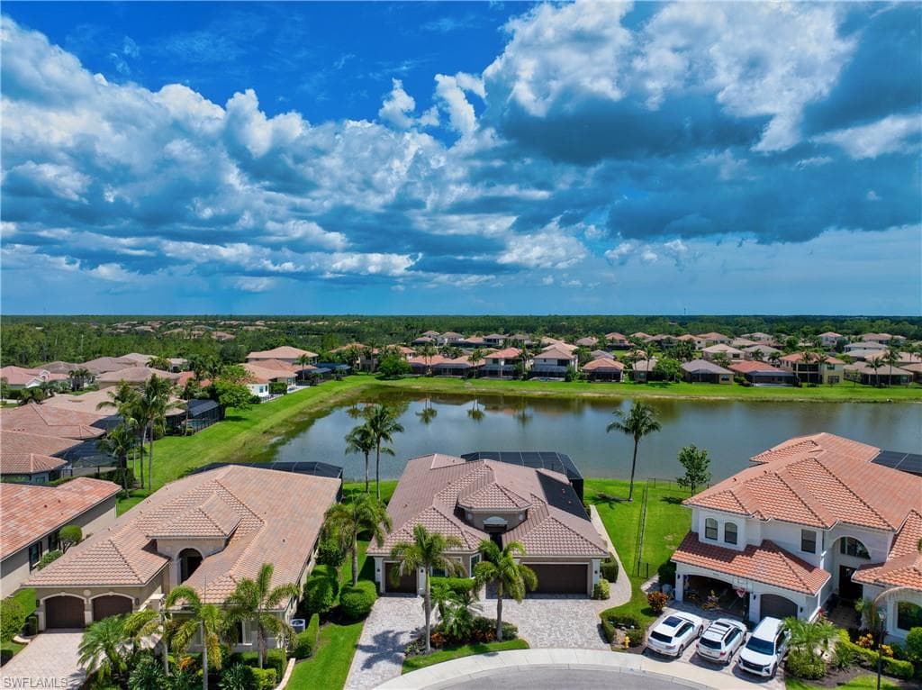 3910 Glacier Ct, Naples, FL 34119-2