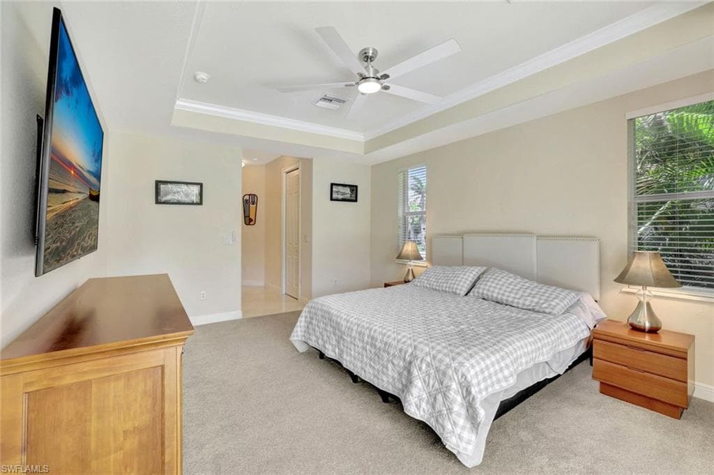 628 Hernando Dr, Marco Island, FL 34145-17