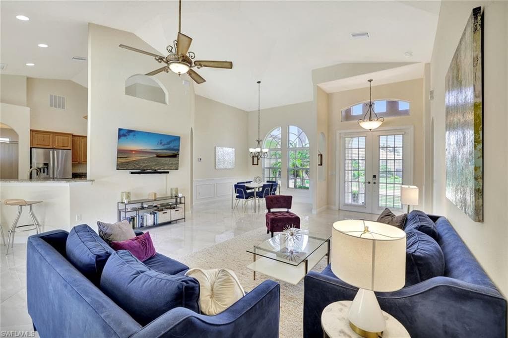 628 Hernando Dr, Marco Island, FL 34145-8