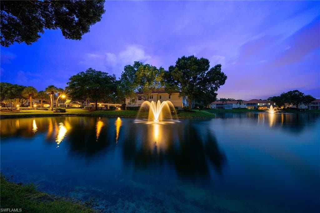 2450 Old Groves Rd 201, Naples, FL 34109-26