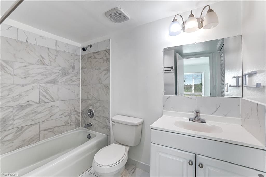 1000 Manatee Rd A306, Naples, FL 34114-9