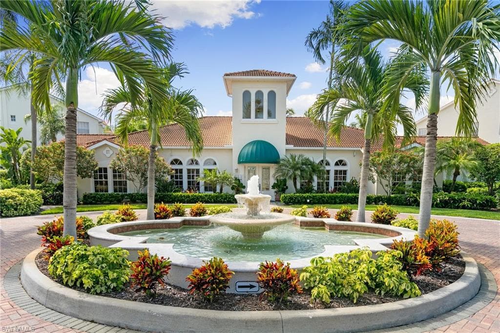 4665 Saint Croix Ln 1526, Naples, FL 34109-3