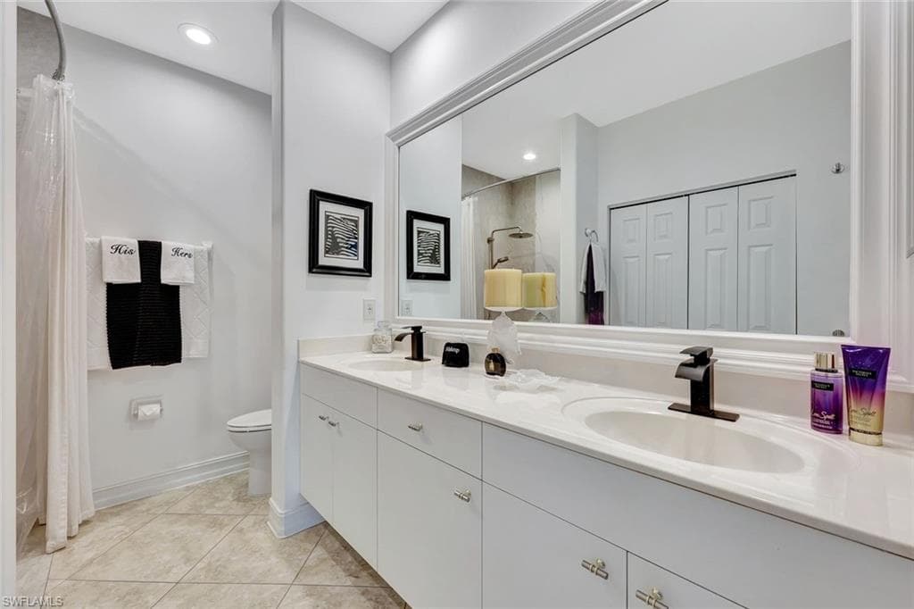 1045 Tarpon Cove Dr 102, Naples, FL 34110-18