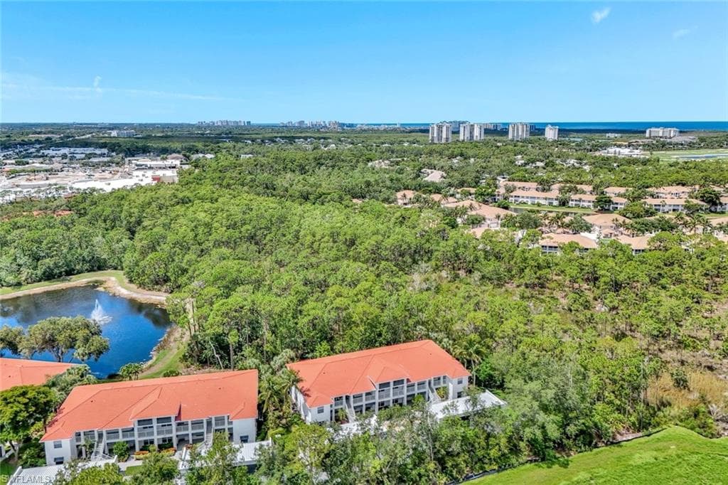 1045 Tarpon Cove Dr 102, Naples, FL 34110-26