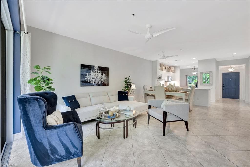 1045 Tarpon Cove Dr 102, Naples, FL 34110-6