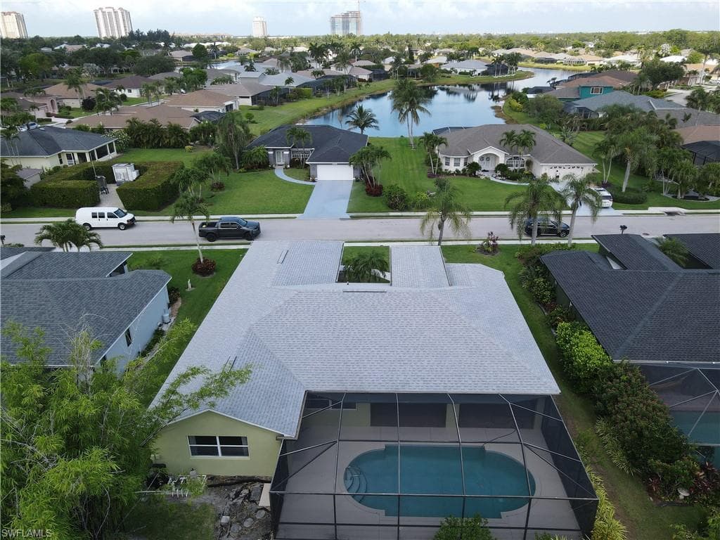 23447 Olde Meadowbrook Cir, Estero, FL 34134-3