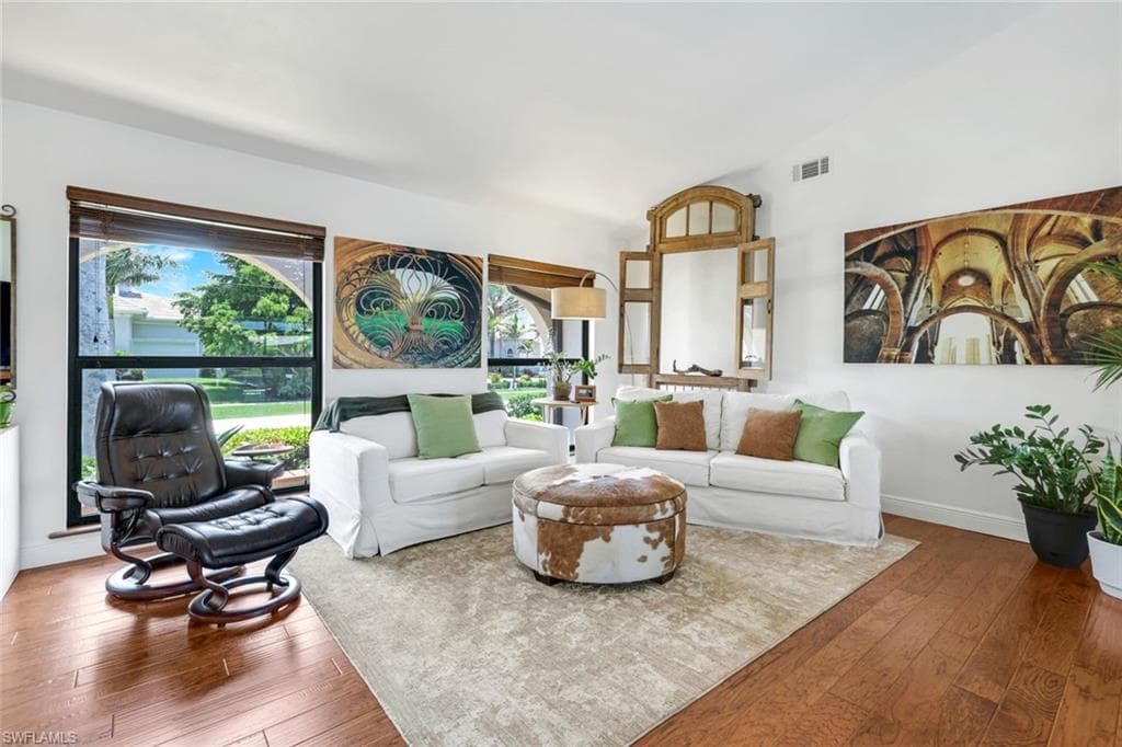 284 Polynesia Ct, Marco Island, FL 34145-10