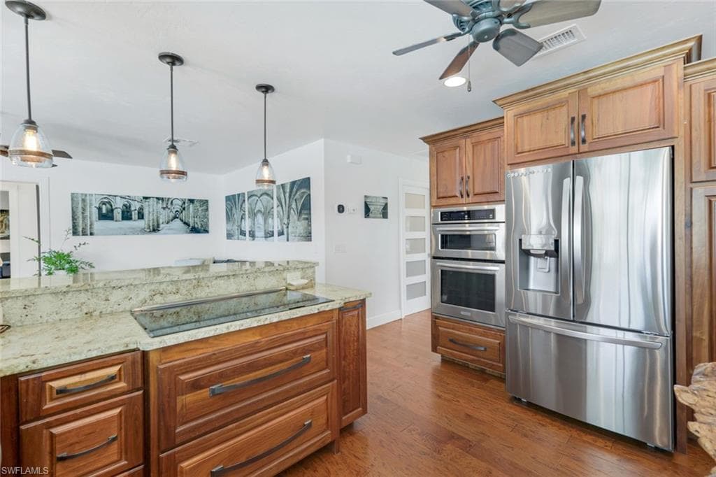 284 Polynesia Ct, Marco Island, FL 34145-20