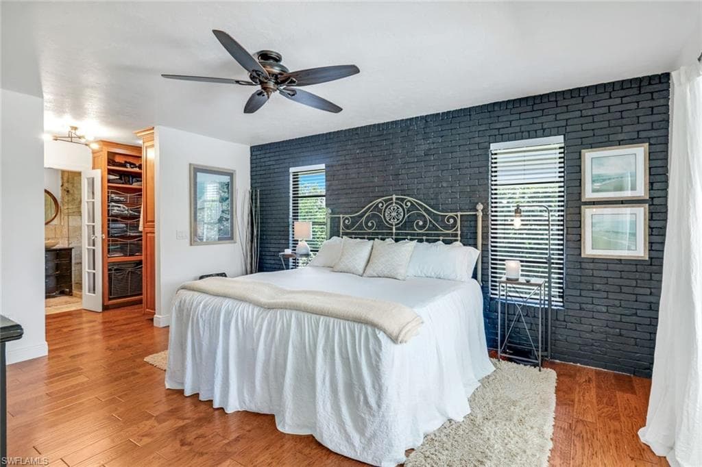 284 Polynesia Ct, Marco Island, FL 34145-23