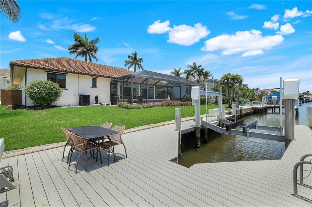 284 Polynesia Ct, Marco Island, FL 34145-42