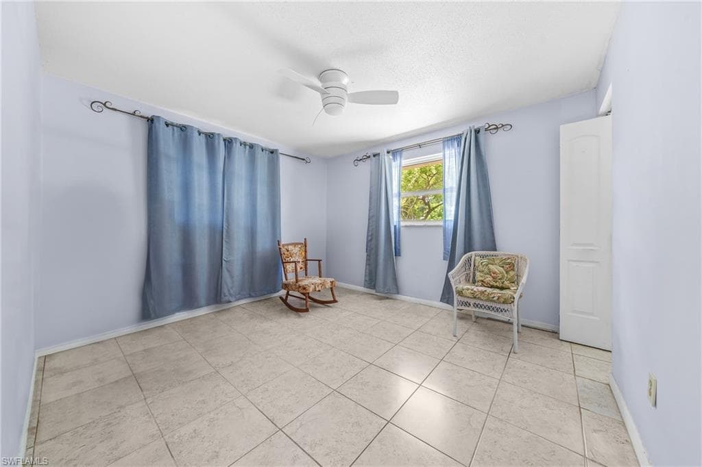 195 Jane St, North Fort Myers, FL 33903-15
