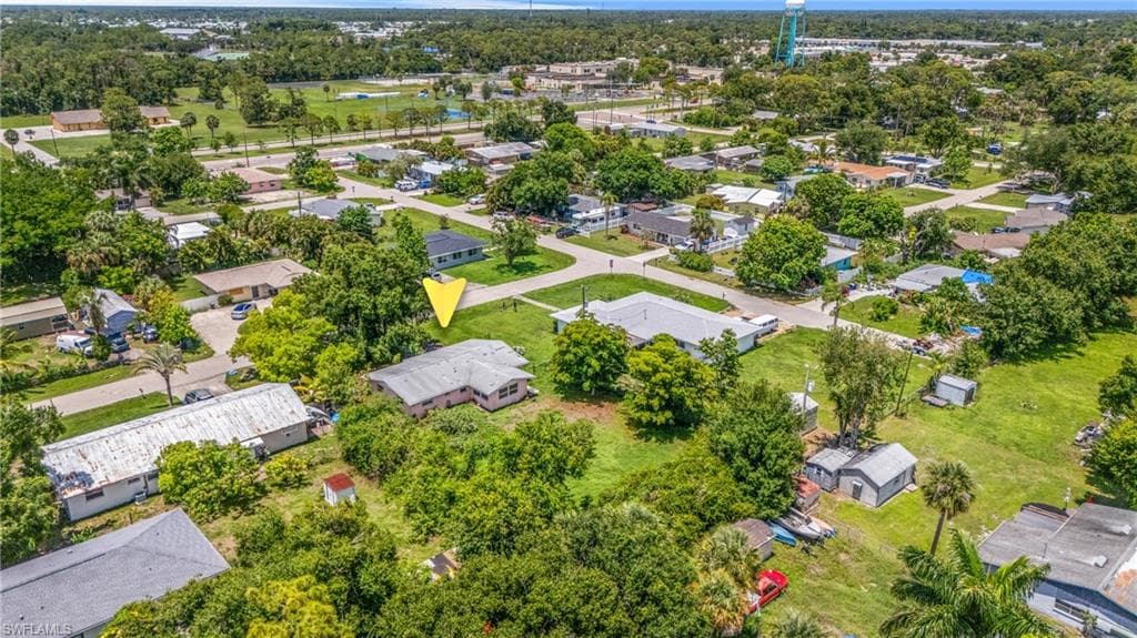 195 Jane St, North Fort Myers, FL 33903-29