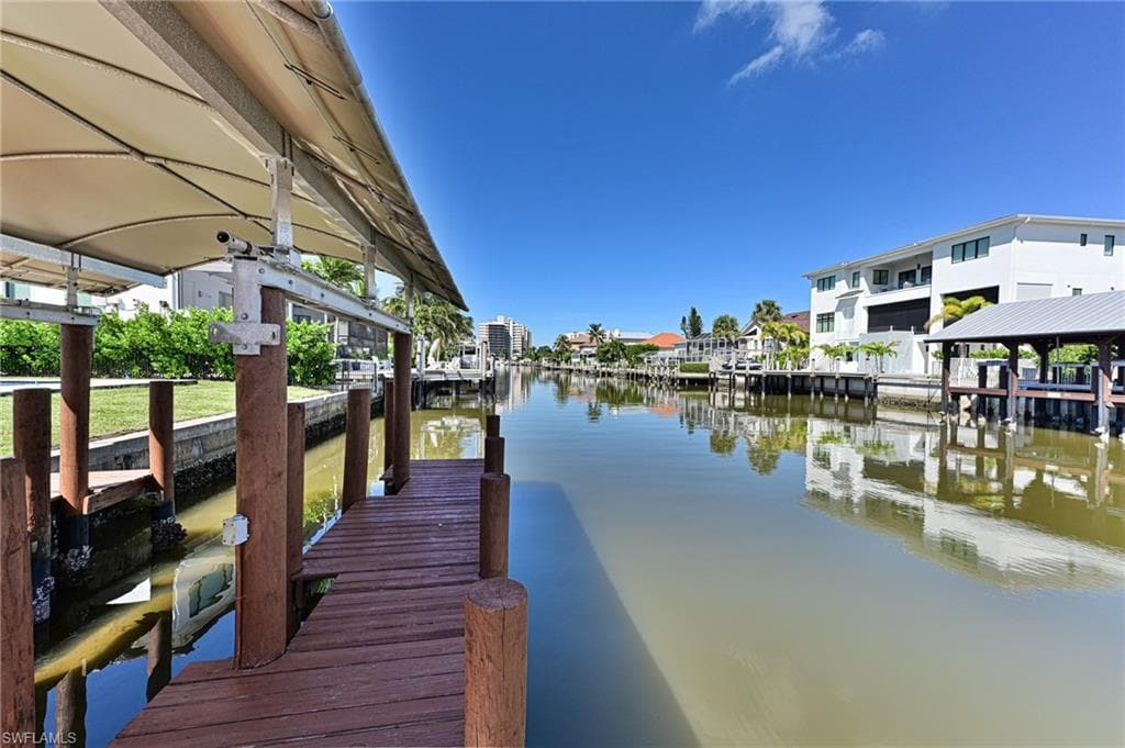 291 Heron Ave, Naples, FL 34108-8