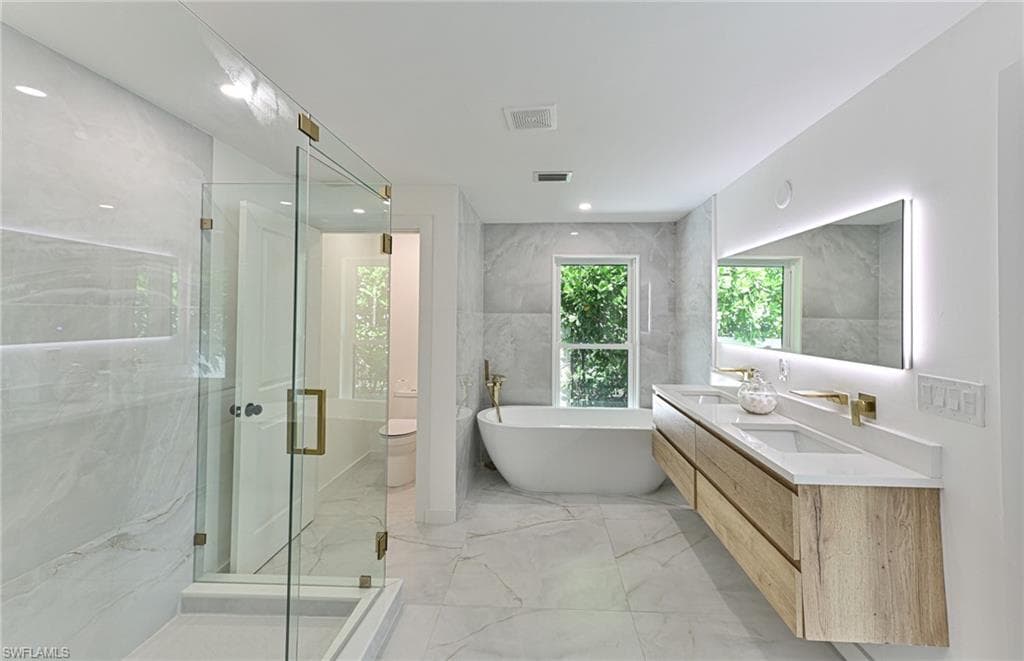 291 Heron Ave, Naples, FL 34108-17